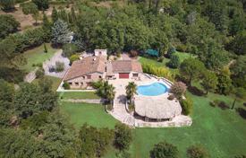 7 odalılar villa Montauroux'da, Fransa. 3,800,000 €