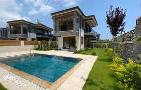 4 odalılar villa 250 m² Camyuva'da, Türkiye. 32,206,000 TRY