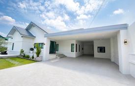 3 odalılar villa 240 m² Pattaya'da, Tayland. $328,000