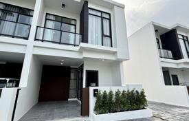 4 odalılar villa 180 m² Pattaya'da, Tayland. $206,000