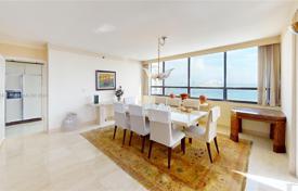 3 odalılar kondominyumda daireler 255 m² Miami'de, Amerika Birleşik Devletleri. $950,000