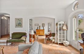 Villa – Grasse, Cote d'Azur (Fransız Rivierası), Fransa. 2,200,000 €