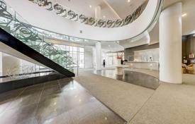 2 odalılar daire Yonge Street'da, Kanada. C$984,000