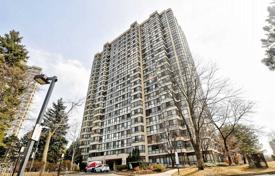 3 odalılar daire North York'da, Kanada. C$814,000