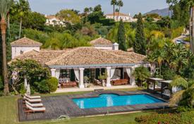 9 odalılar villa 672 m² Benahavis'da, İspanya. 3,700,000 €
