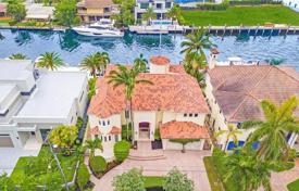 Villa – Fort Lauderdale, Florida, Amerika Birleşik Devletleri. $2,249,000