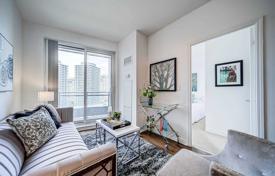 4 odalılar daire North York'da, Kanada. C$774,000