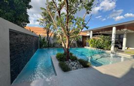 3 odalılar villa 240 m² Pattaya'da, Tayland. $471,000