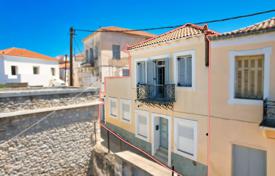 4 odalılar şehir içinde müstakil ev 189 m² Kranidi'de, Yunanistan. Price on request