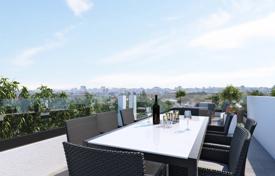 2 odalılar çatı dairesi Larnaka'da, Kıbrıs. 335,000 €