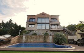 8 odalılar şehir içinde müstakil ev 480 m² Lloret de Mar'da, İspanya. 1,200,000 €