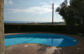 5 odalılar yazlık ev 300 m² Agios Athanasios (Cyprus)'da, Kıbrıs. 1,300,000 €