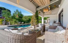 11 odalılar villa Sainte-Maxime'de, Fransa. 1,950,000 €