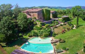 25 odalılar villa Siena'da, İtalya. 2,700,000 €