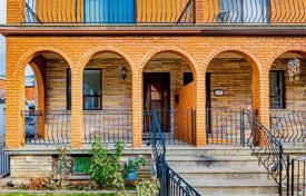 3 odalılar konak Old Toronto'da, Kanada. C$1,577,000