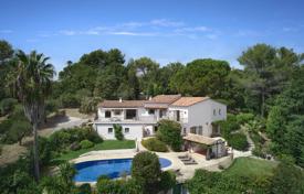 Villa – Roquefort-les-Pins, Cote d'Azur (Fransız Rivierası), Fransa. 1,795,000 €