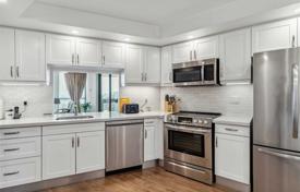 9 odalılar daire Etobicoke'de, Kanada. C$1,052,000