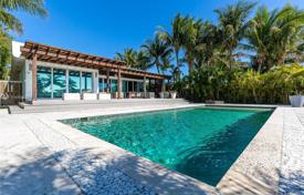 Villa – Hallandale Beach, Florida, Amerika Birleşik Devletleri. $2,375,000