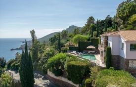 Villa – Théoule-sur-Mer, Cote d'Azur (Fransız Rivierası), Fransa. 2,950,000 €
