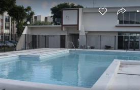 2 odalılar kondominyumda daireler 101 m² Miami'de, Amerika Birleşik Devletleri. $289,000