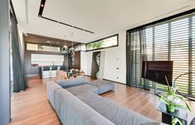 6 odalılar şehir içinde müstakil ev 561 m² Lloret de Mar'da, İspanya. 4,500,000 €