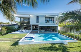 Villa – Hallandale Beach, Florida, Amerika Birleşik Devletleri. $4,599,000