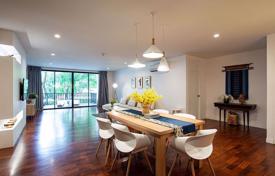 4 odalılar kondominyumda daireler Pathum Wan'da, Tayland. $5,200 haftalık
