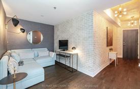 4 odalılar daire Old Toronto'da, Kanada. 647,000 €