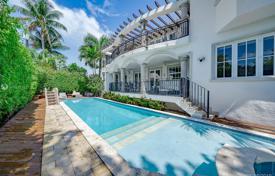 8 odalılar villa 437 m² Key Biscayne'de, Amerika Birleşik Devletleri. $2,300,000
