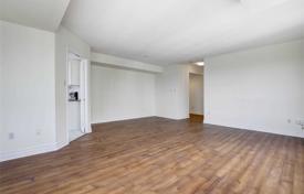 2 odalılar daire Etobicoke'de, Kanada. C$799,000