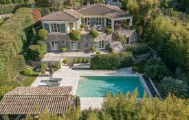 Villa – Mougins, Cote d'Azur (Fransız Rivierası), Fransa. 2,900,000 €
