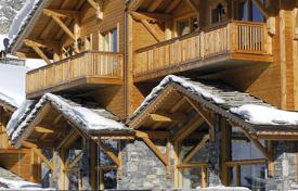 12 odalılar dağ evi Val d'Isere'de, Fransa. 23,400 € haftalık
