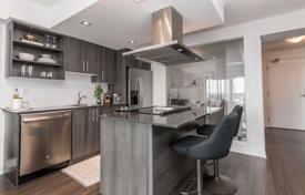 3 odalılar daire North York'da, Kanada. C$832,000