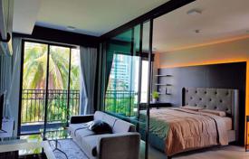 1 odalılar kondominyumda daireler Khlong Toei'de, Tayland. $163,000