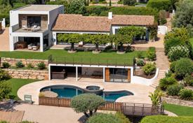 8 odalılar villa La Croix-Valmer'da, Fransa. 4,290,000 €