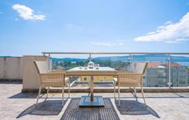 3 odalılar çatı dairesi 116 m² Tivat city'da, Karadağ. 360,000 €