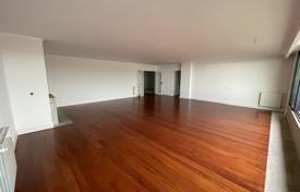2 odalılar daire 194 m² Porto (city)'da, Portekiz. 675,000 €