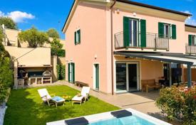 9 odalılar villa Chiavari'de, İtalya. 2,550,000 €