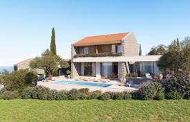 3 odalılar villa 268 m² Tivat city'da, Karadağ. 3,756,000 €