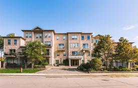 2 odalılar daire North York'da, Kanada. C$756,000