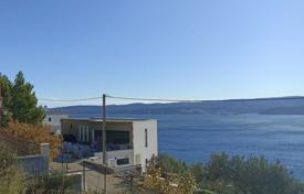 Arsa Split-Dalmatia County'da, Hırvatistan. 300,000 €
