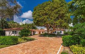 Yazlık ev – Fort Lauderdale, Florida, Amerika Birleşik Devletleri. $3,500,000