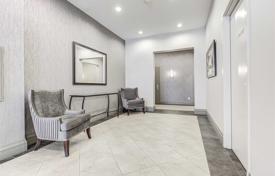 3 odalılar daire Yonge Street'da, Kanada. C$1,126,000