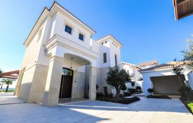 5 odalılar yazlık ev 795 m² Pervolia'da, Kıbrıs. 5,520,000 €