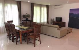 4 odalılar kondominyumda daireler Watthana'da, Tayland. $3,700 haftalık