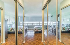 2 odalılar daire North York'da, Kanada. C$881,000