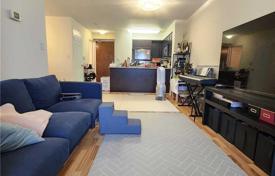 2 odalılar daire North York'da, Kanada. C$871,000