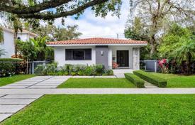 3 odalılar şehir içinde müstakil ev 186 m² Miami Shores'da, Amerika Birleşik Devletleri. $1,571,000