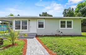 2 odalılar şehir içinde müstakil ev 91 m² West Palm Beach'da, Amerika Birleşik Devletleri. $295,000