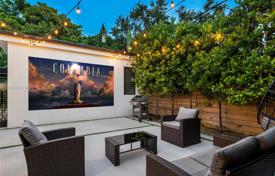5 odalılar şehir içinde müstakil ev 183 m² Miami'de, Amerika Birleşik Devletleri. $1,549,000
